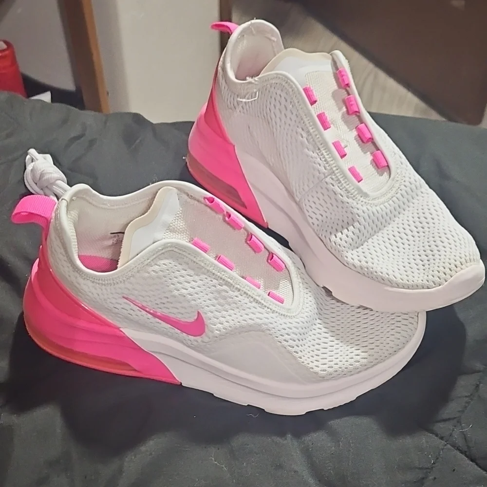 Nike White and Pink Athletic Slip-Ons - Picture 1 of 7